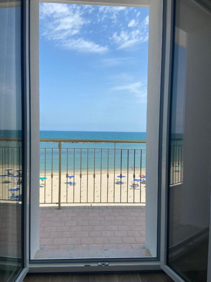 Miami Suite Hotel Bellaria-Igea Marina Exterior foto
