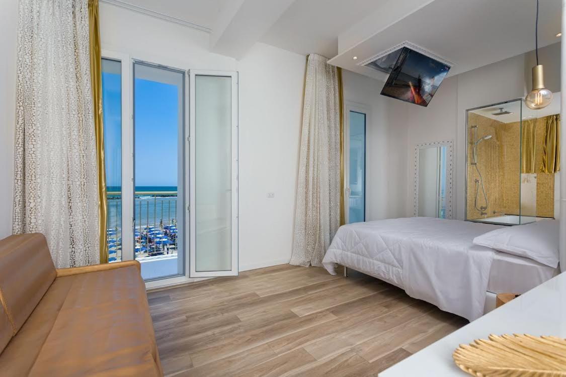Miami Suite Hotel Bellaria-Igea Marina Exterior foto