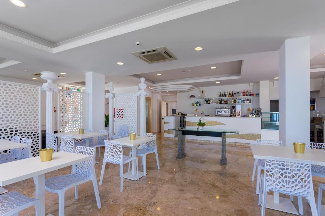 Miami Suite Hotel Bellaria-Igea Marina Exterior foto