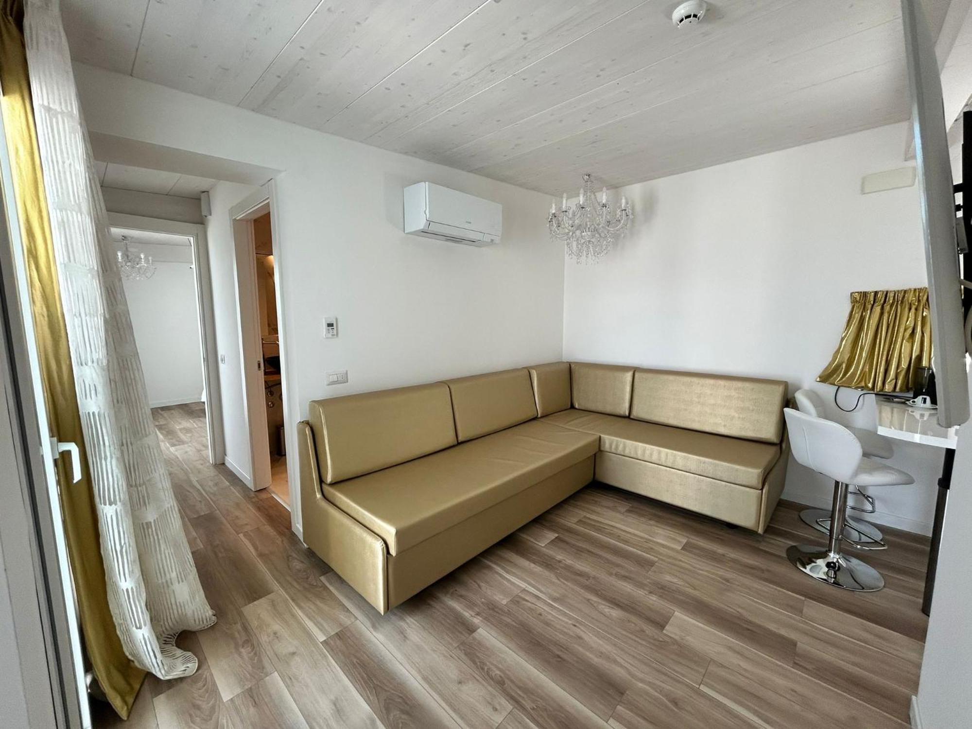Miami Suite Hotel Bellaria-Igea Marina Exterior foto